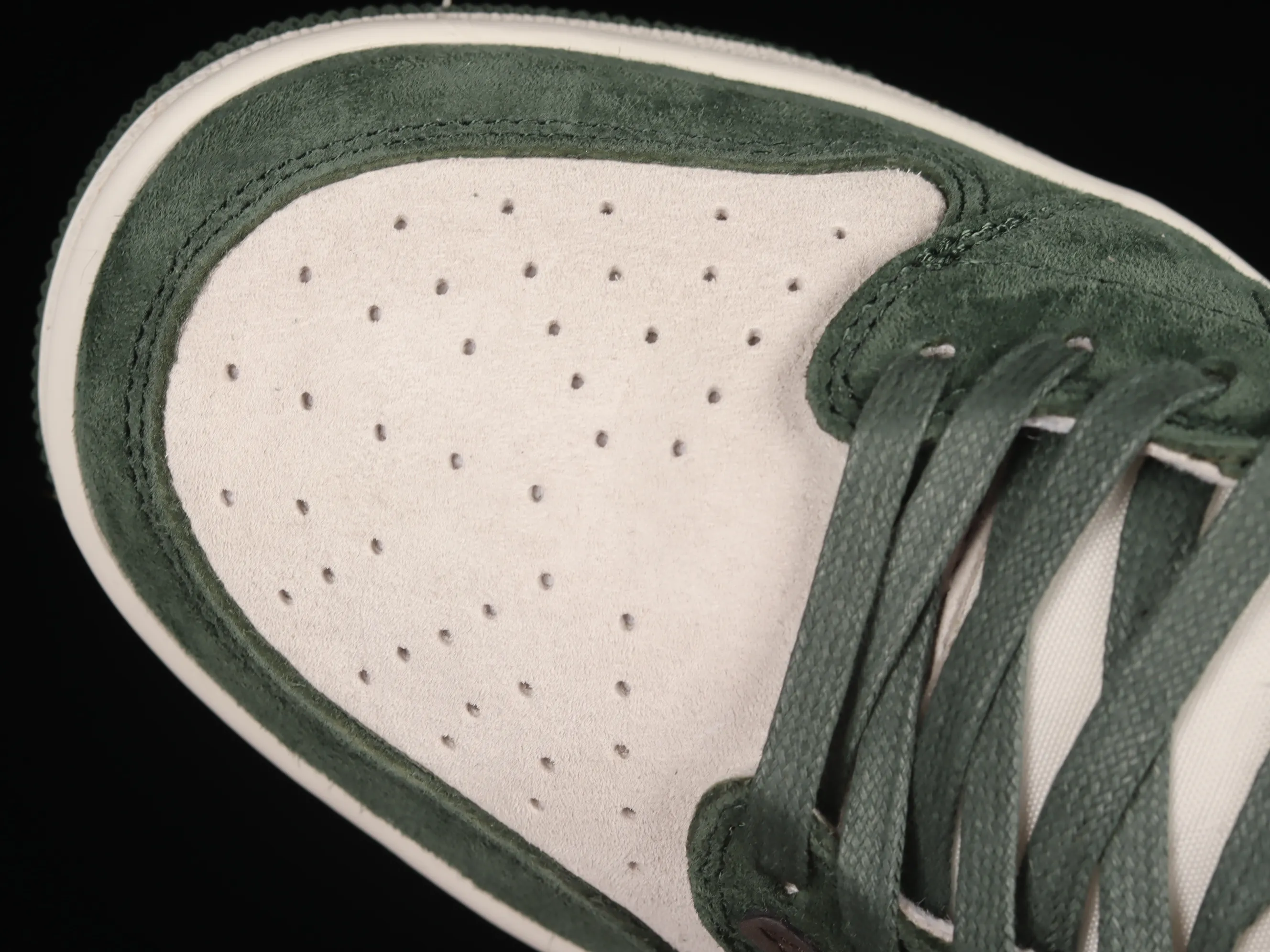 All Categories Air Jordan Jordan Series Basketball Shoes Air Jordan 1 Low Travis Scott x Air Jordan 1 Low OG AJ1 Joe 1 Reversed Overhook Joint Style Casual Sports Basketball Shoes DM7866-686